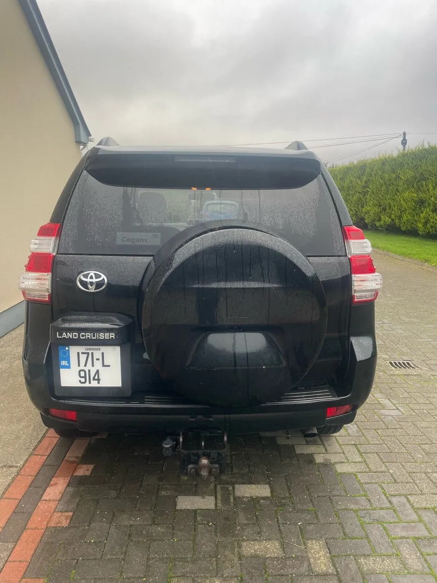 Toyota Land Cruiser - Image 4