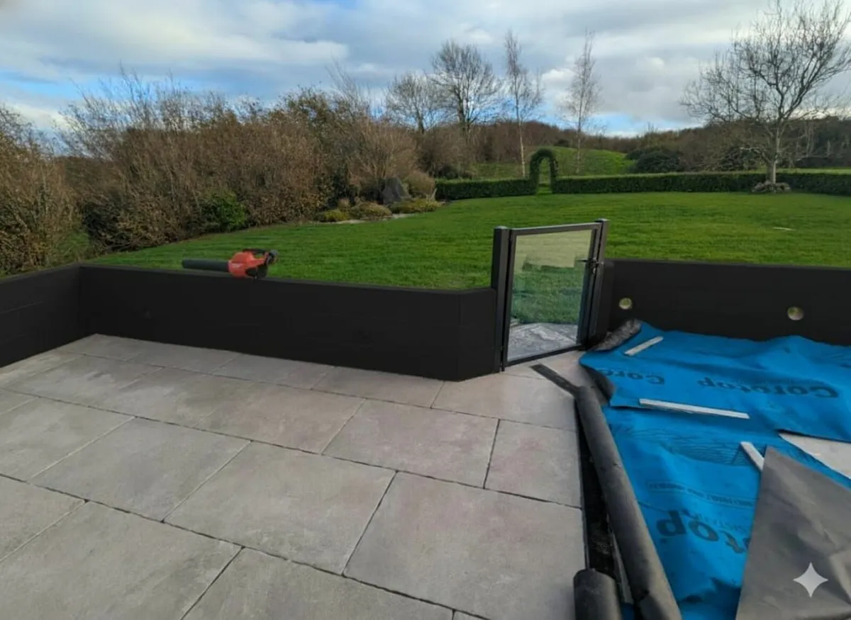 Garden tiles - Image 2