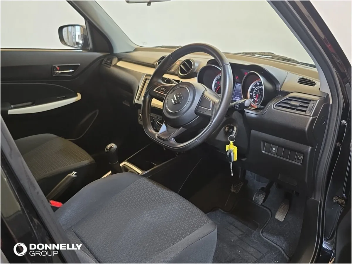 Suzuki Swift Hatchback Special Editions Attitude - Image 4