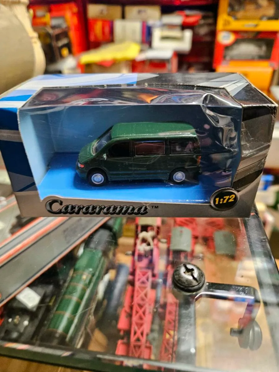 Corgi Caramara VW Mini Bus - Image 1