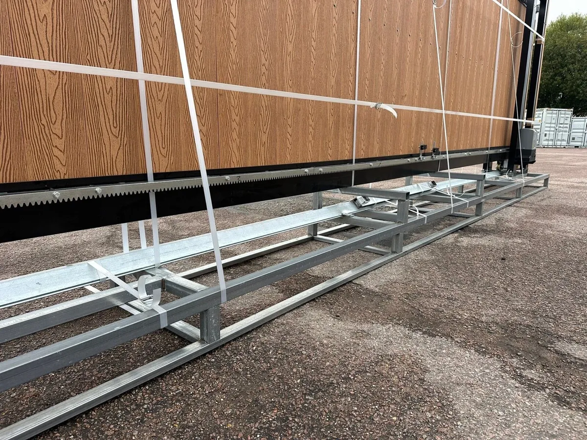For sale new 20ft sliding gates - Image 4