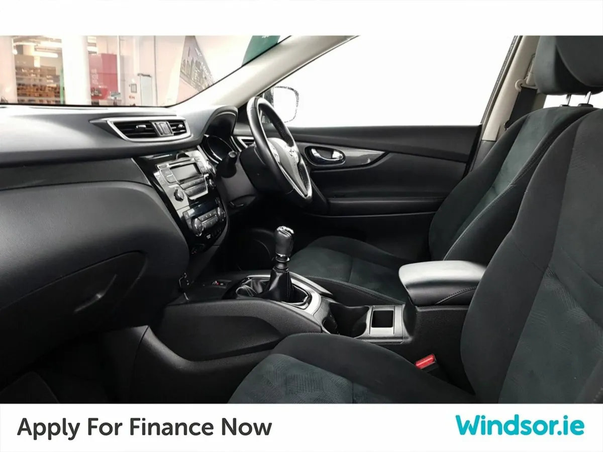 Nissan X-Trail 1.6d SV 7 Seats Design Pack - Image 4