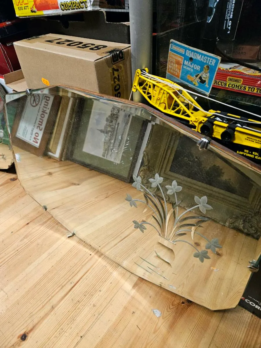 Vintage Artdeco Mirror with Flowers - Image 3