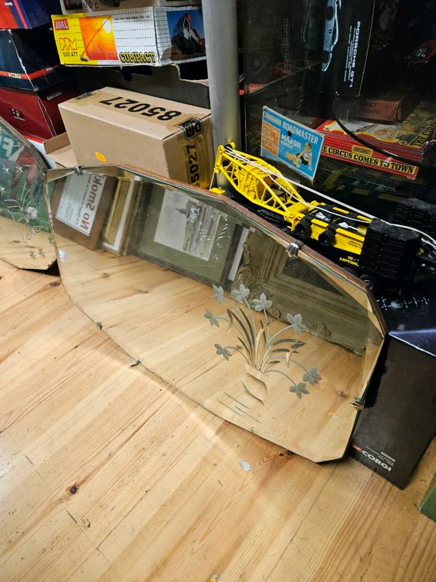 Vintage Artdeco Mirror with Flowers - Image 4