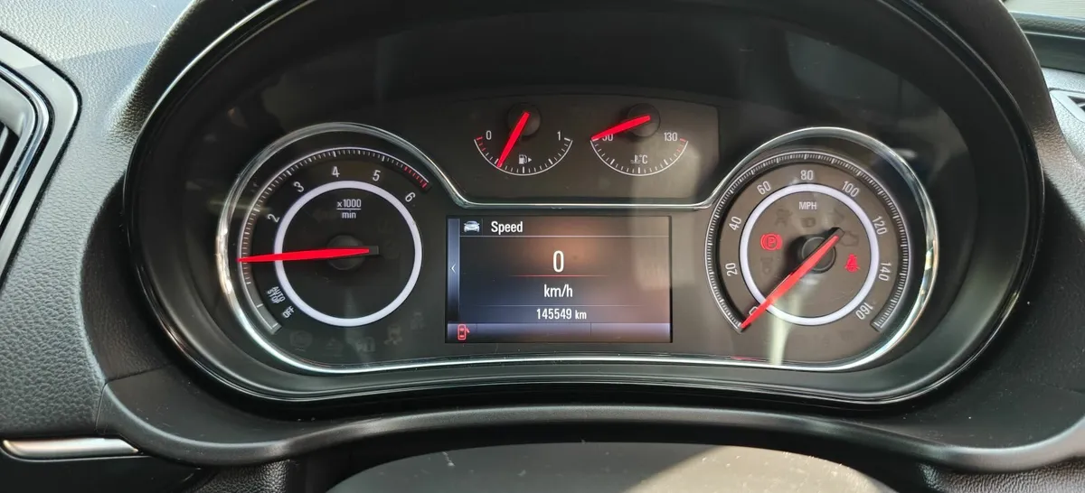 Vauxhall Insignia 2015 - Image 3