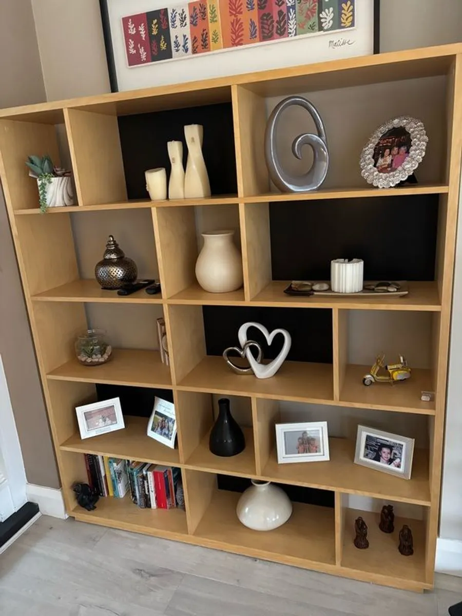 Habitat Maple Display Unit