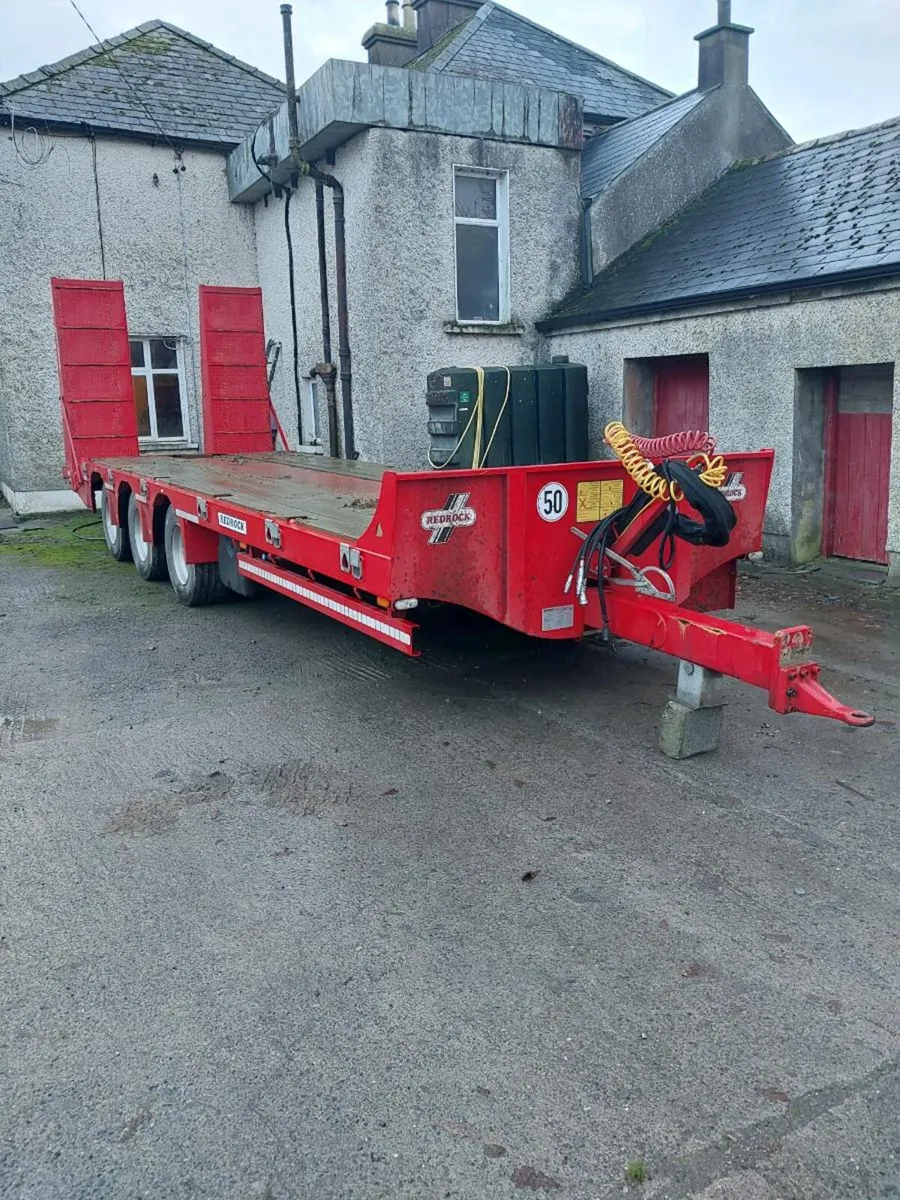 Redrock 3 axle low loader - Image 1