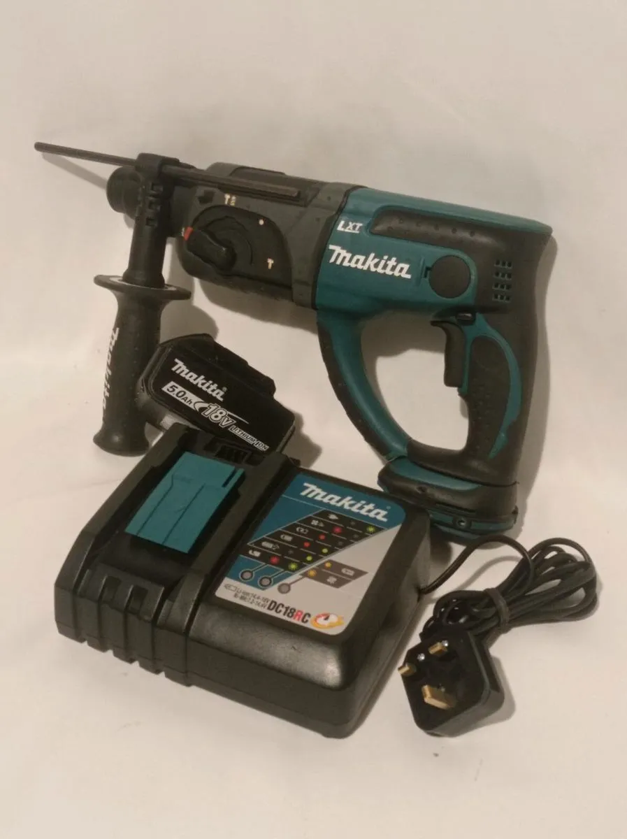 Makita 18v Hammer Drill Set - Image 2