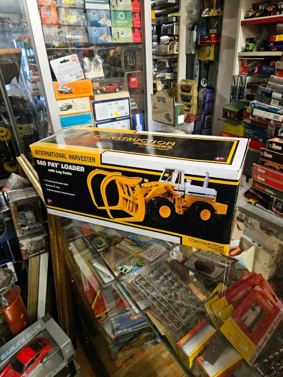 Corgi First Gear International Harvester Log Loade - Image 1