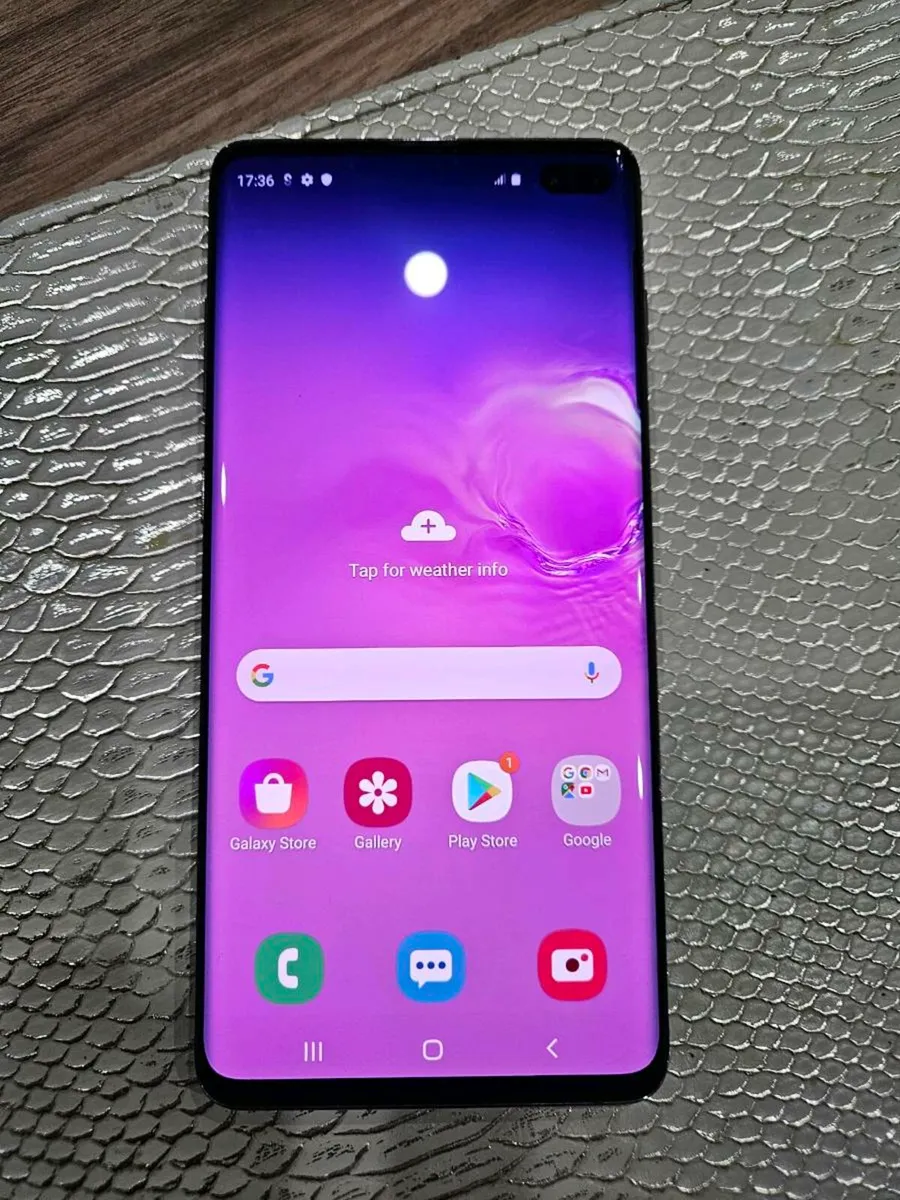 Samsung S10 plus - Image 1