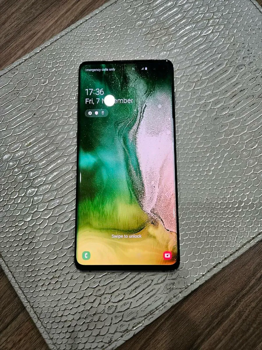 Samsung S10 plus - Image 3