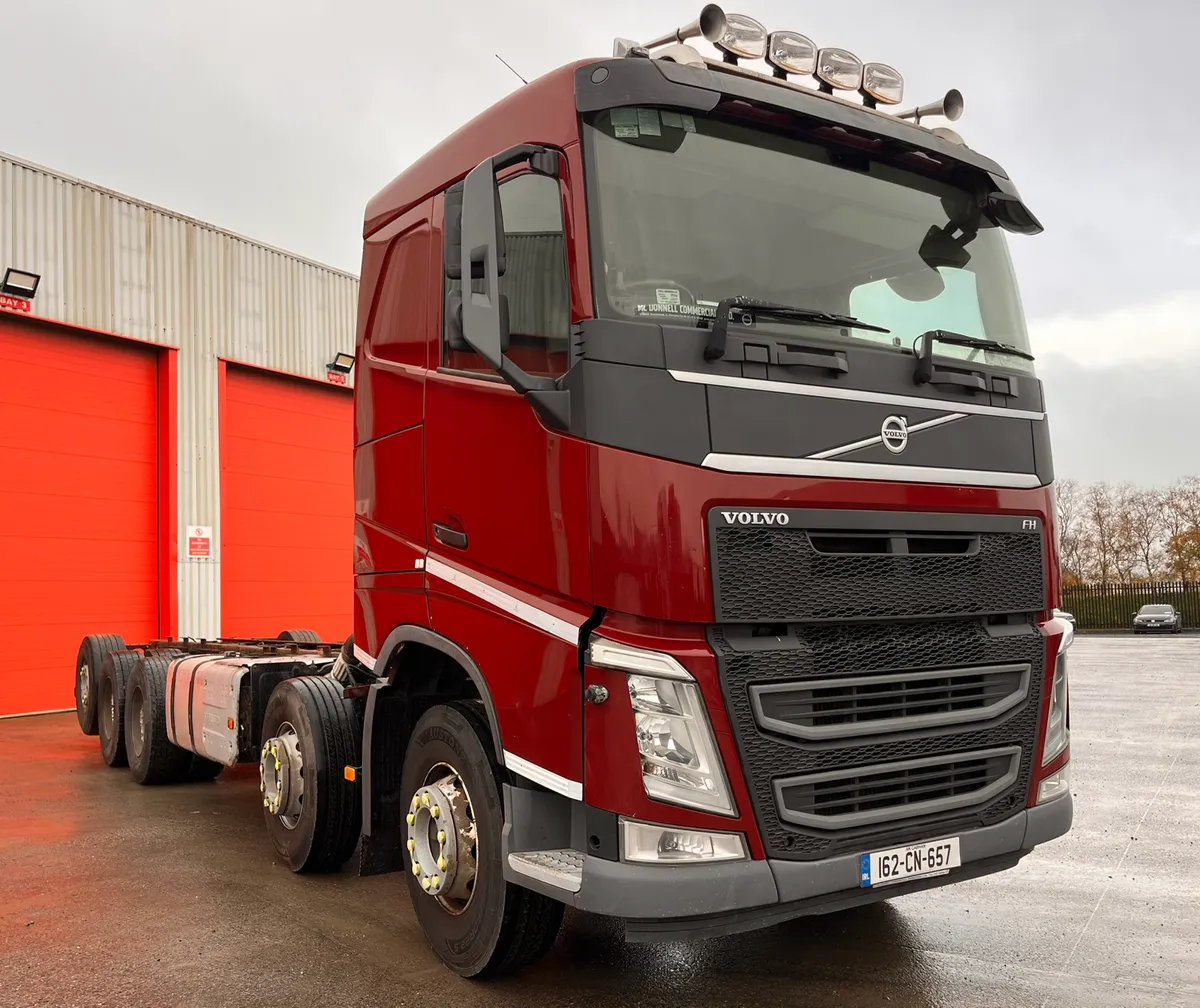 2016 Volvo FH 460 5 Axle Chassis & Cab - Image 2
