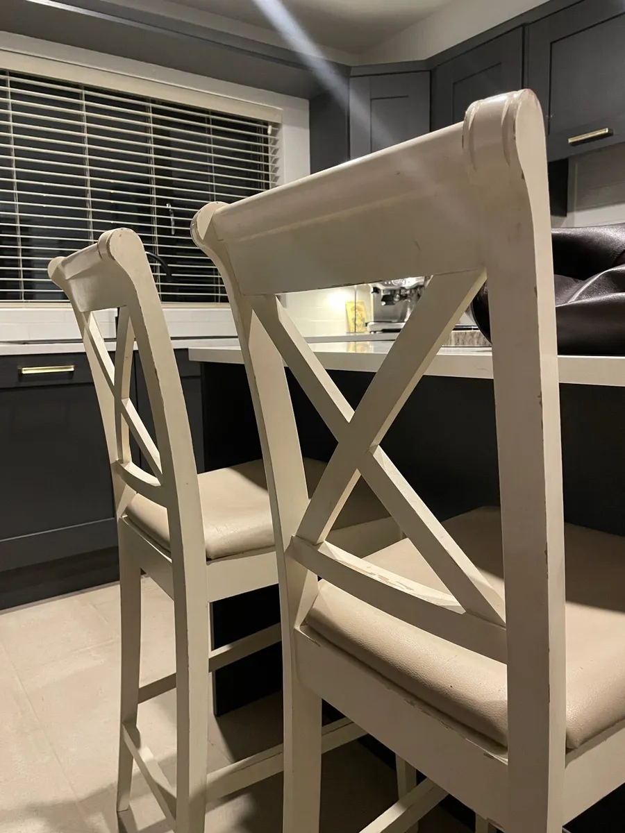 Island/ bar stools - Image 4