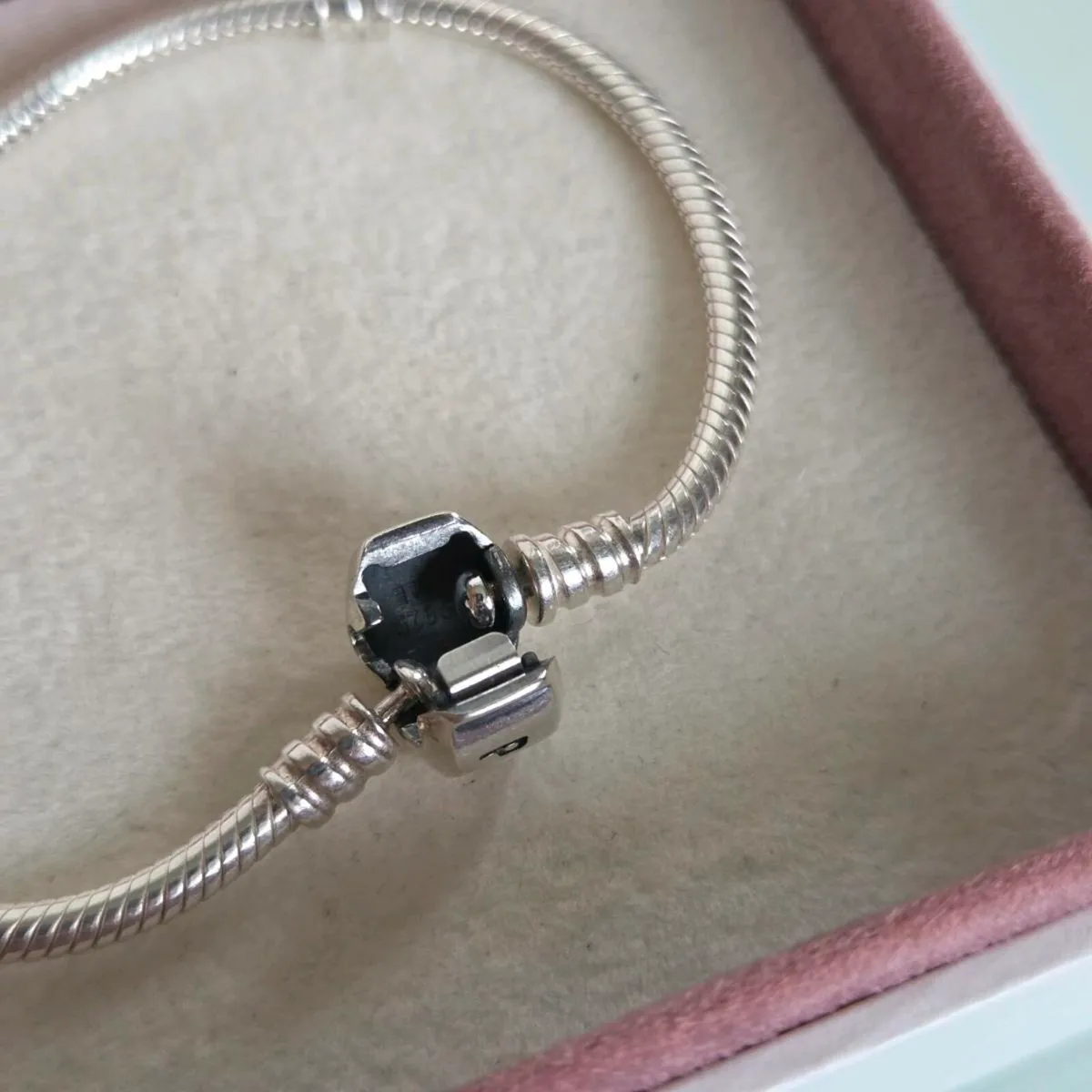 Pandora bracelet barrel clasp perfect condition - Image 4