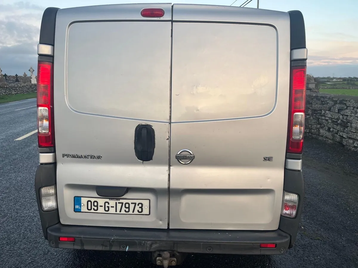 2009 Nissan Primaster - Image 3