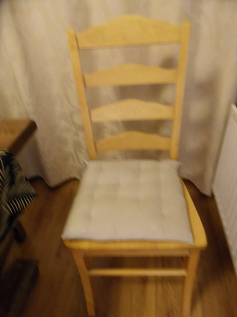 2 Chairs