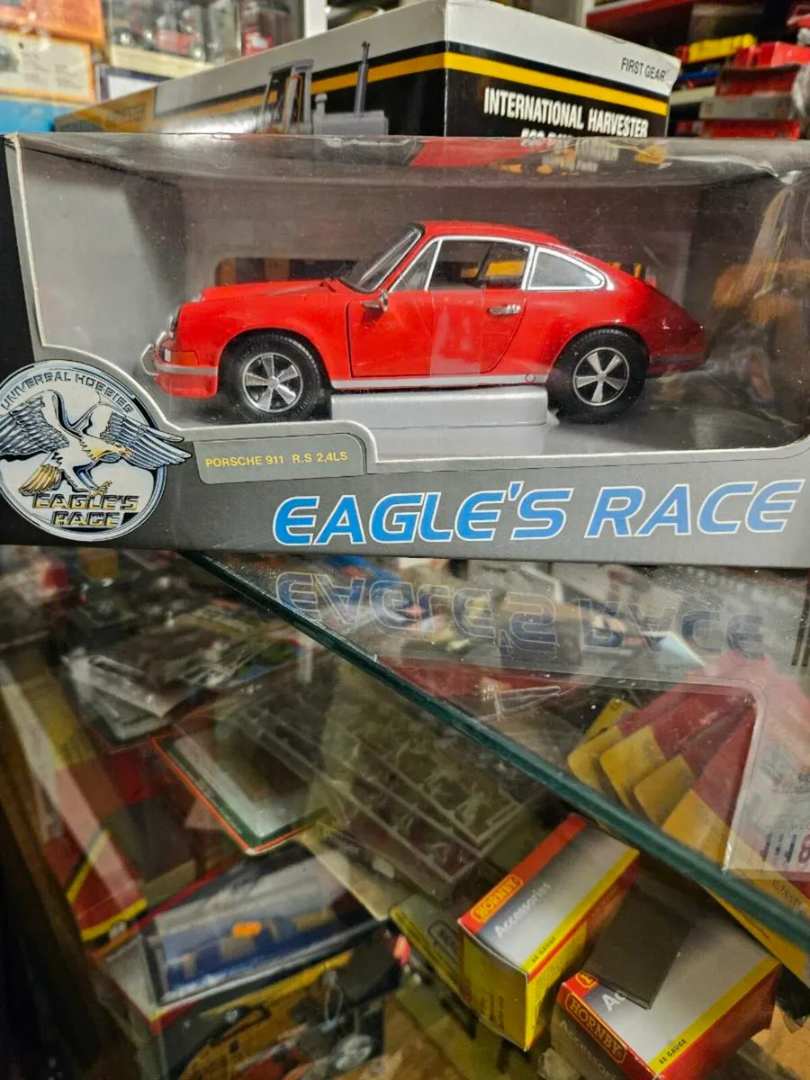 Corgi Universal Hobbies Porsche 1.18 - Image 2