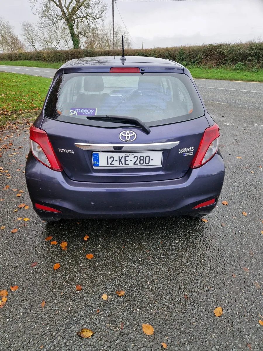 Toyota yaris 2012 - Image 3