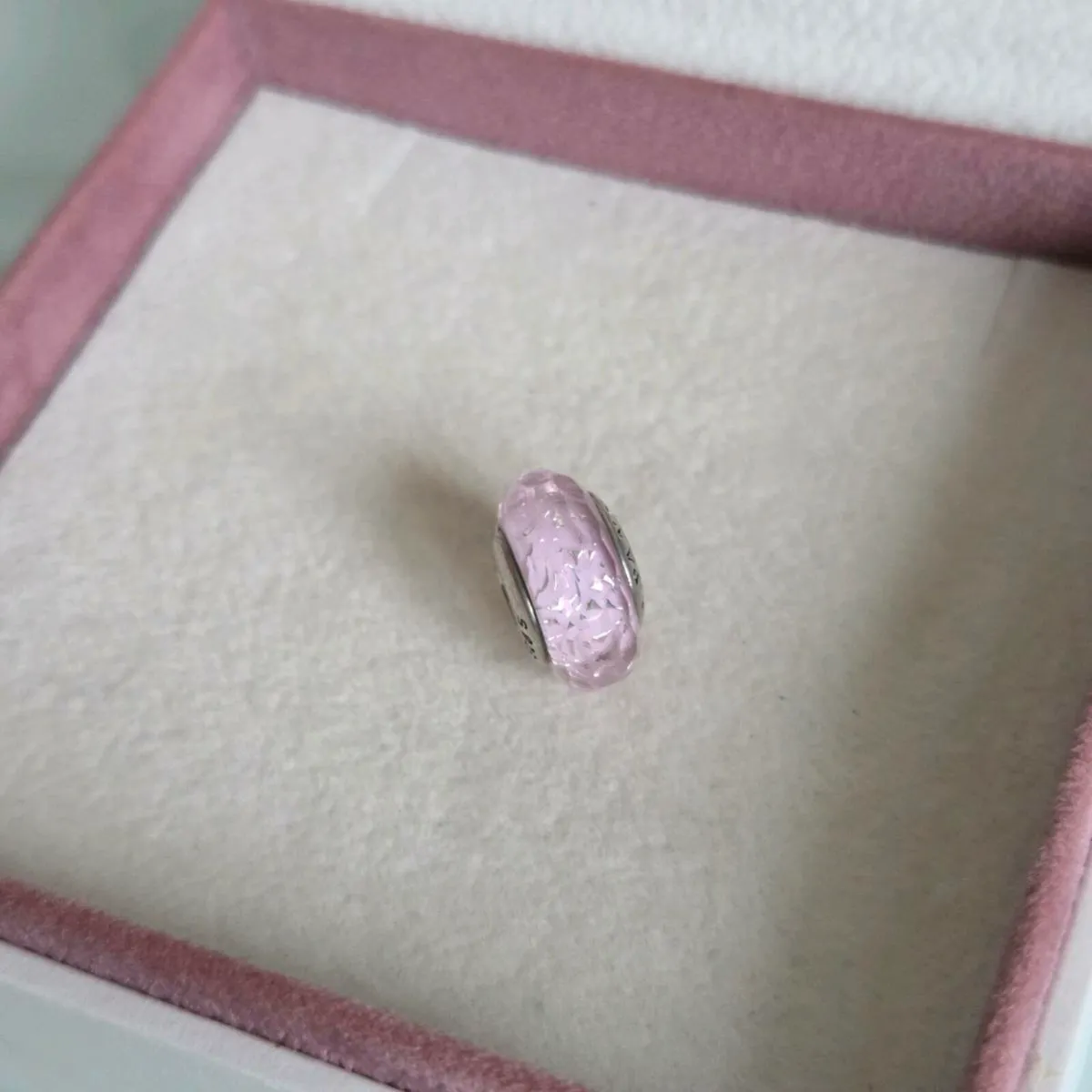 Pandora charm murano glass glitter pink - Image 1
