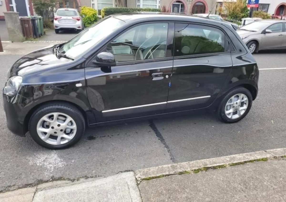 Renault Twingo 2015 - Image 2