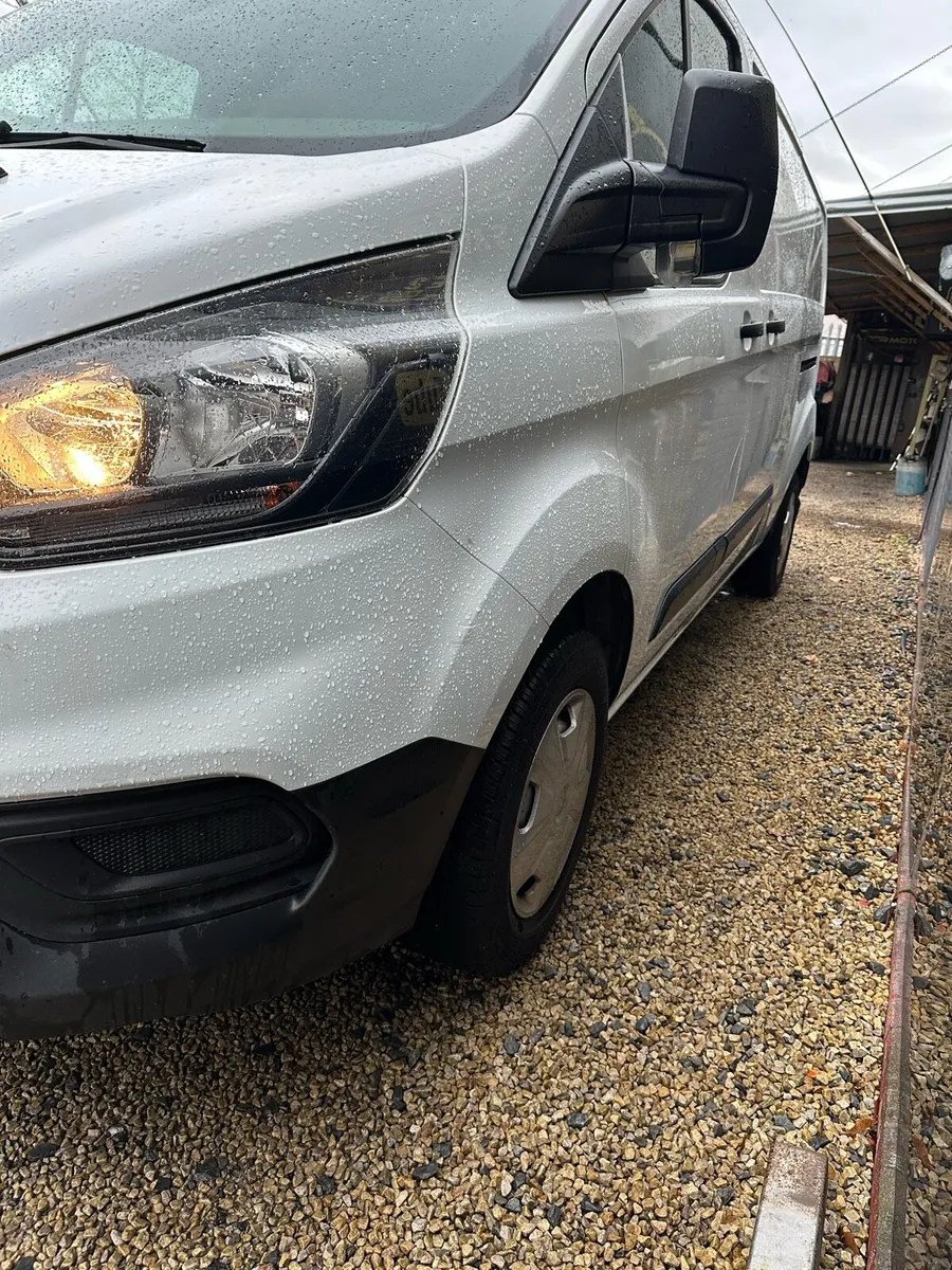 Ford Transit custom - Image 3