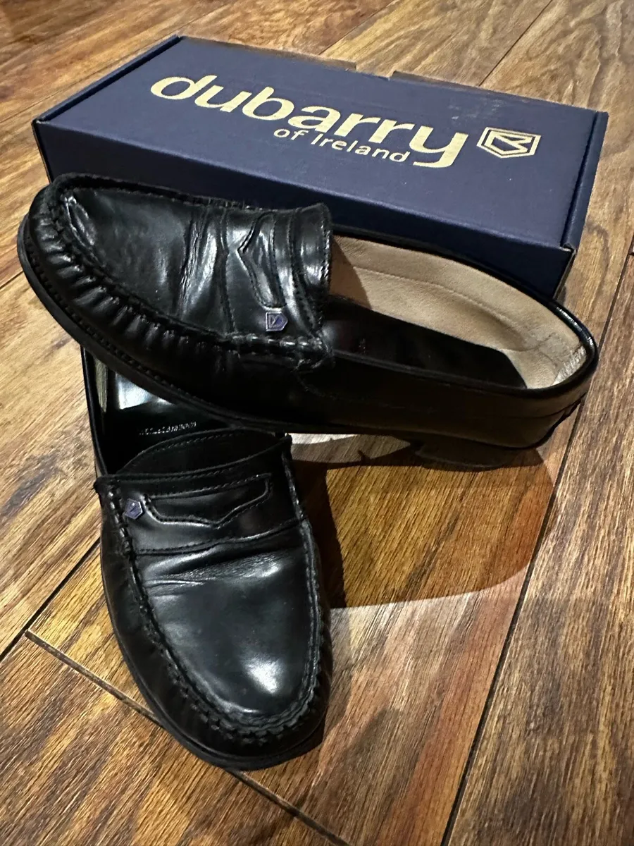 Dubarry school shoes size 40