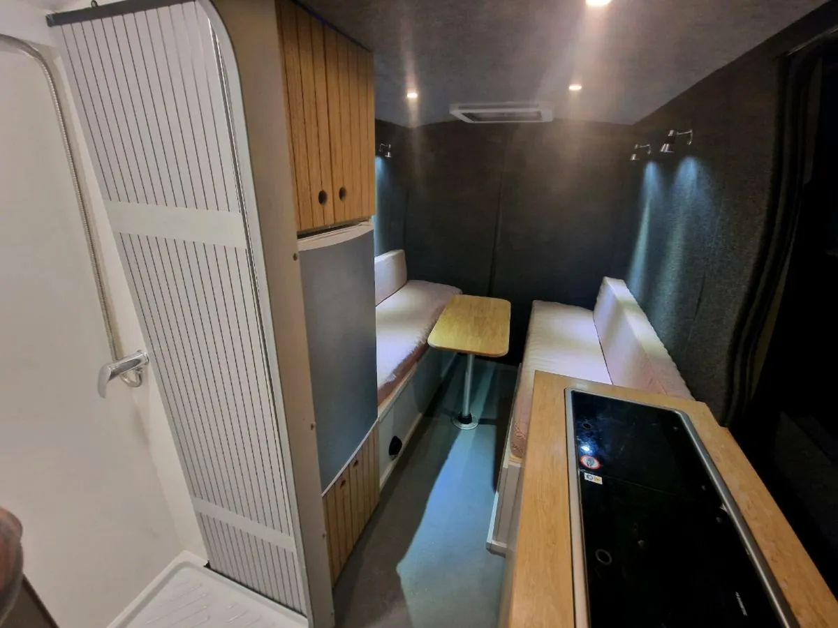 172 Campervan - Image 1