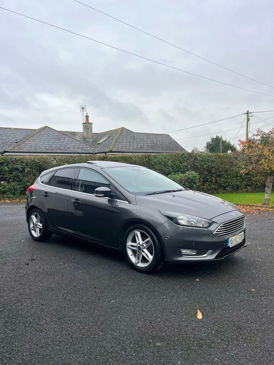 Ford focus (high spec) - Image 2
