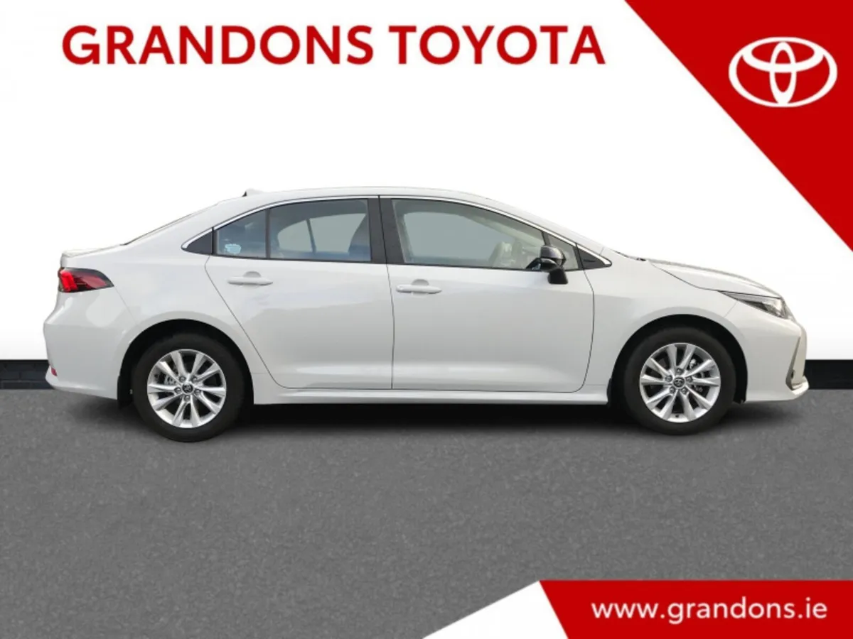 Toyota Corolla LUNA SALOON - GRANDONS - Image 3