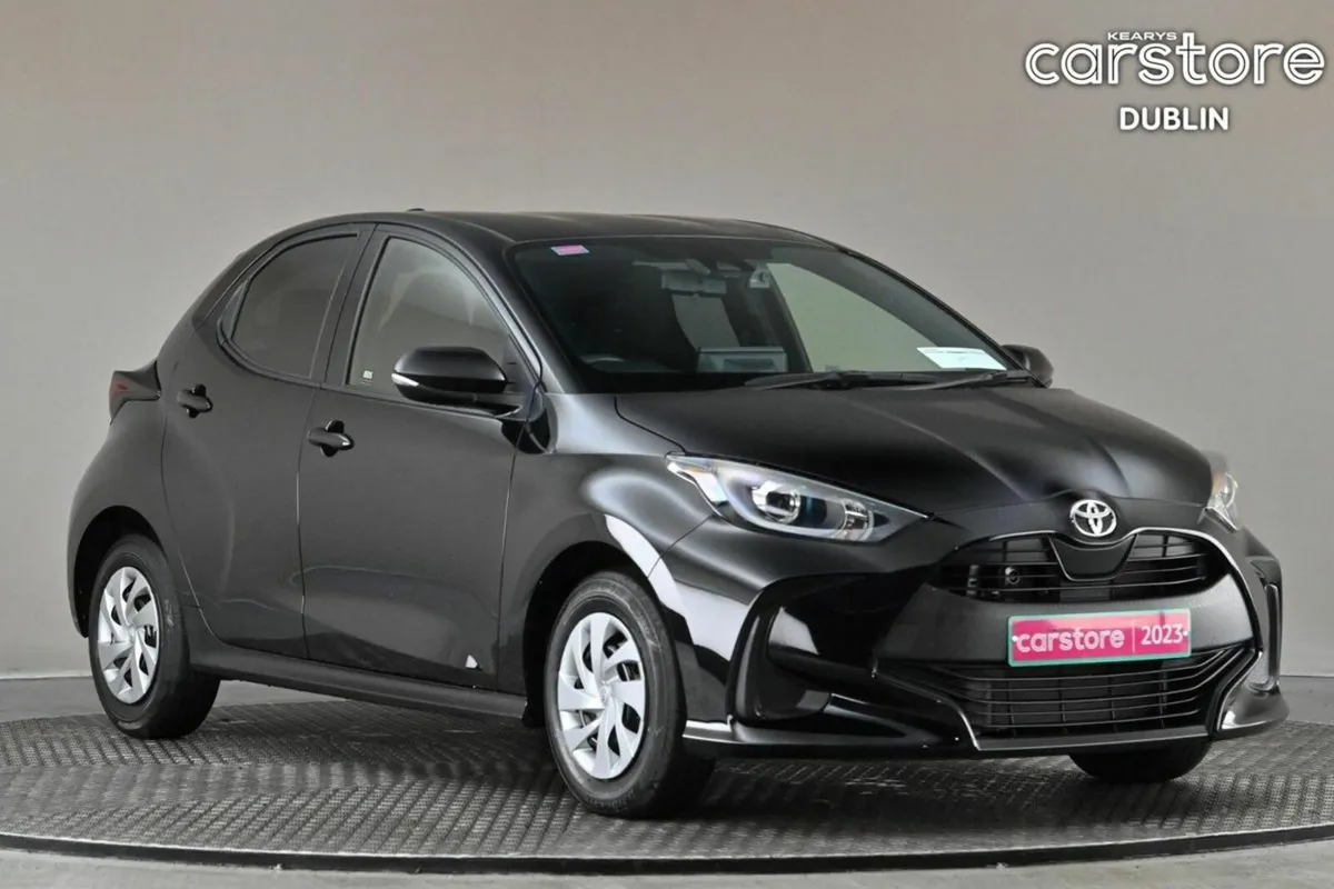 Toyota Yaris 1.0 AUTO PETROL **9"ANDROID CAR PLAYE - Image 1