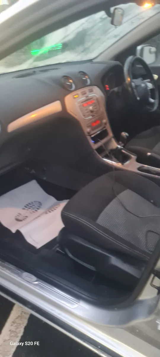 Ford Mondeo 2010 - Image 4