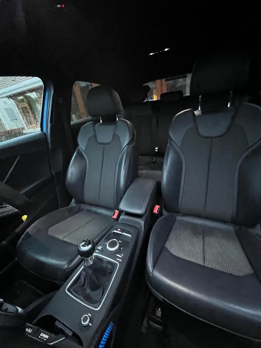 Audi Q2 S line 2017 - Image 4