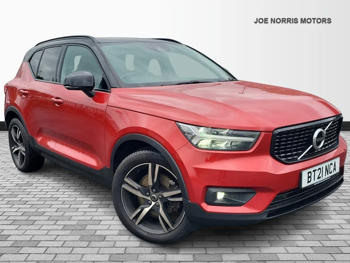 Volvo XC40 R-DESIGN T4 RECHARGE PHEV AUTO - Image 1