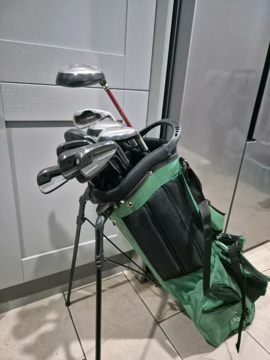 Golf Set - Image 1