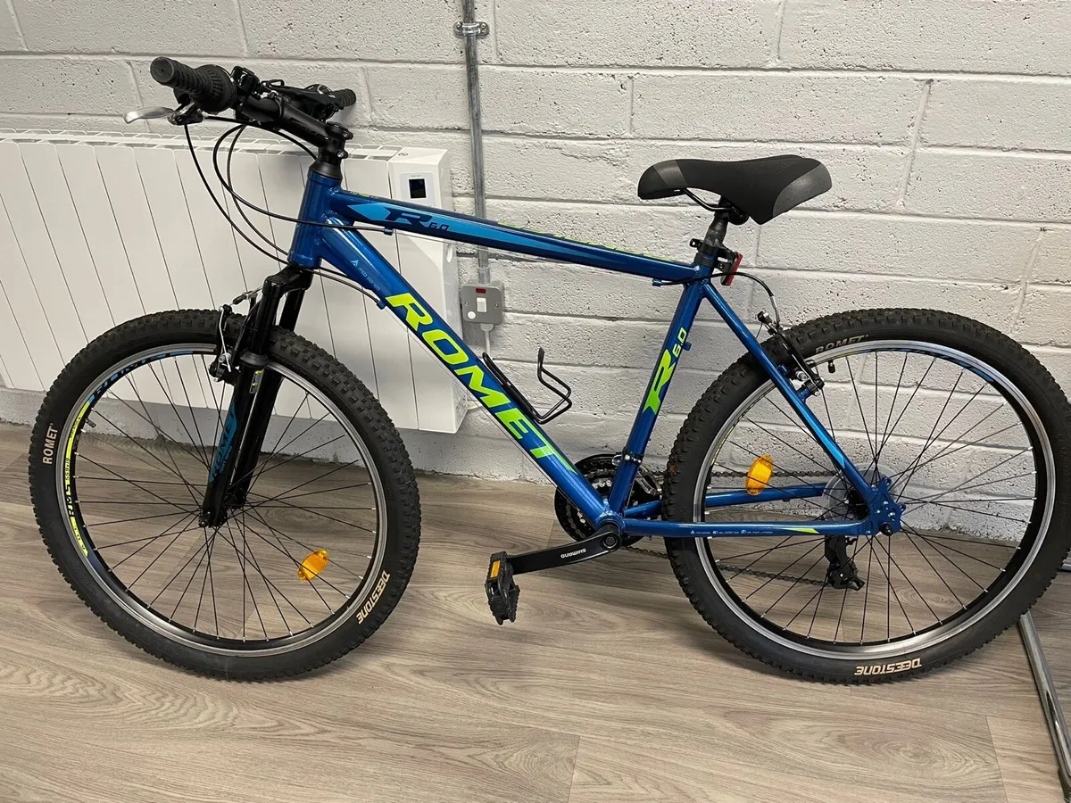 2 Adult Men’s Bikes - Image 1