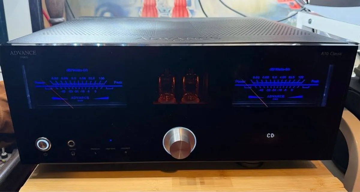Advance Paris A10 Integrated Amplifier - Image 1
