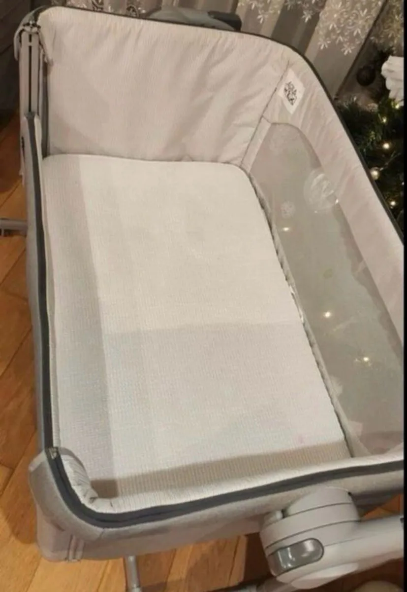 Chicco Next2Me Magic Evo bedside rocking crib - Image 3