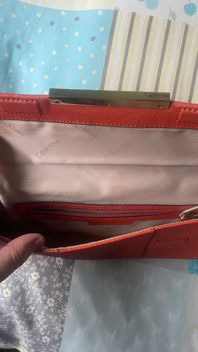 Orange clutch - Image 4