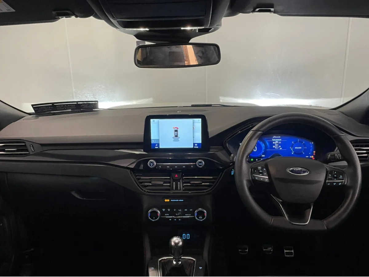 Ford Kuga ST-LINE X 5DR 1.5 TD 120 S6. S6.2 M6 - Image 3