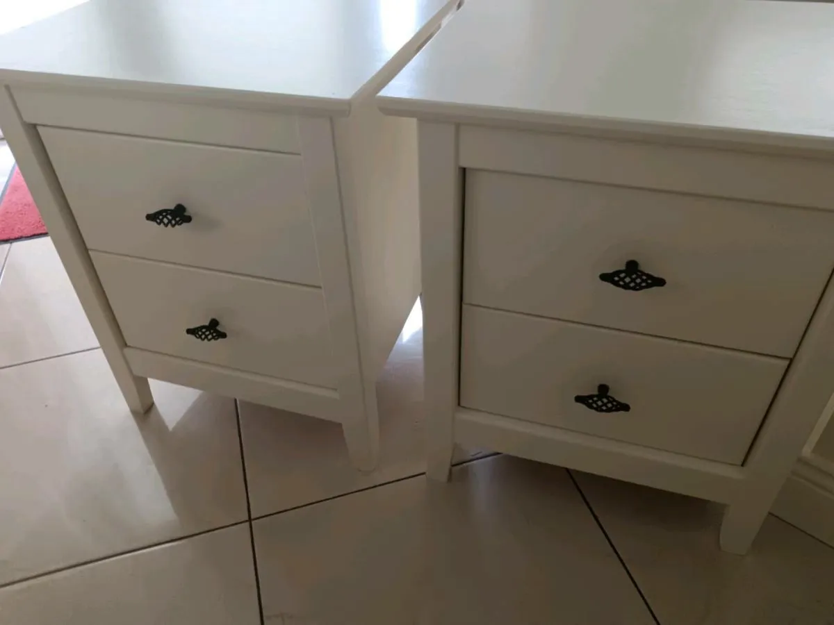 Bedside tables - Image 3