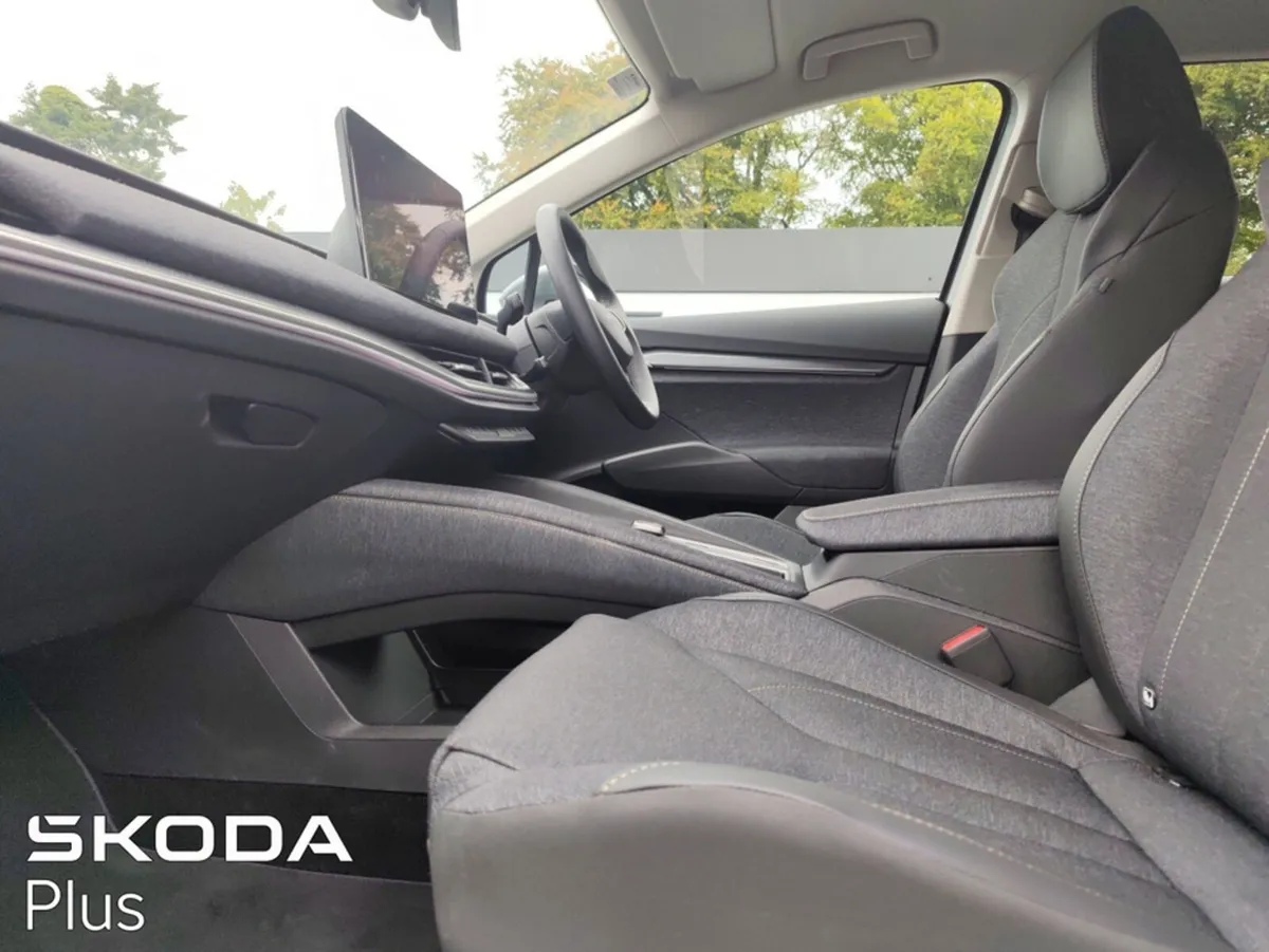 Skoda Elroq 85 5DR A - Image 4