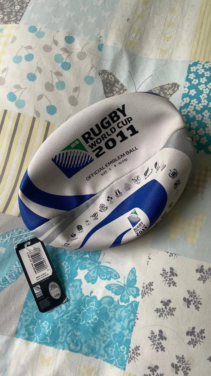 New rugby ball 2011 - Image 3