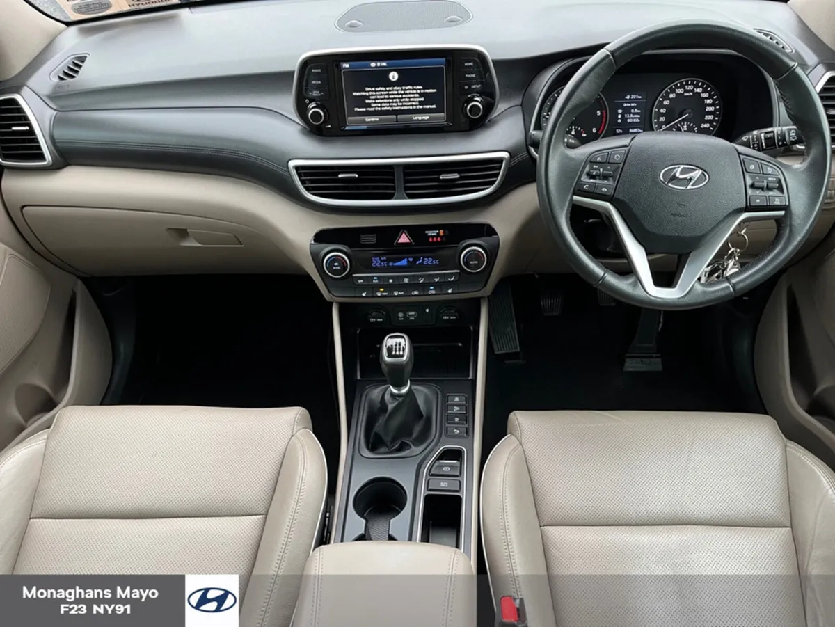 Hyundai Tucson EXECUTIVE DIESEL - Image 2
