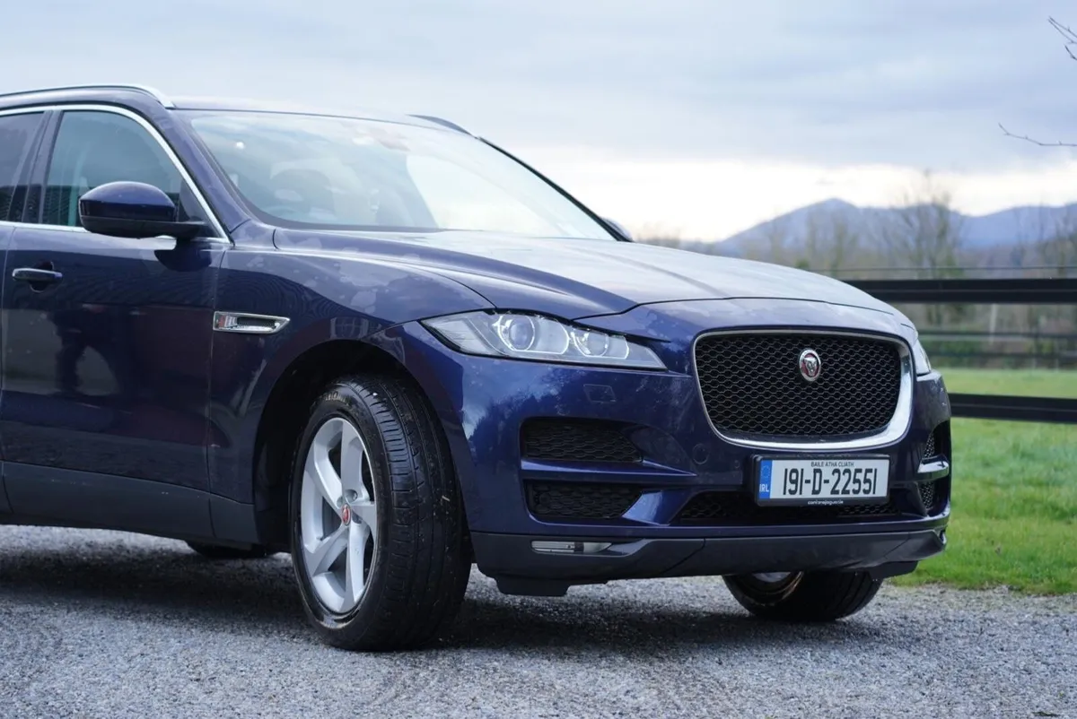 Jaguar F-Pace 2019 - Image 4