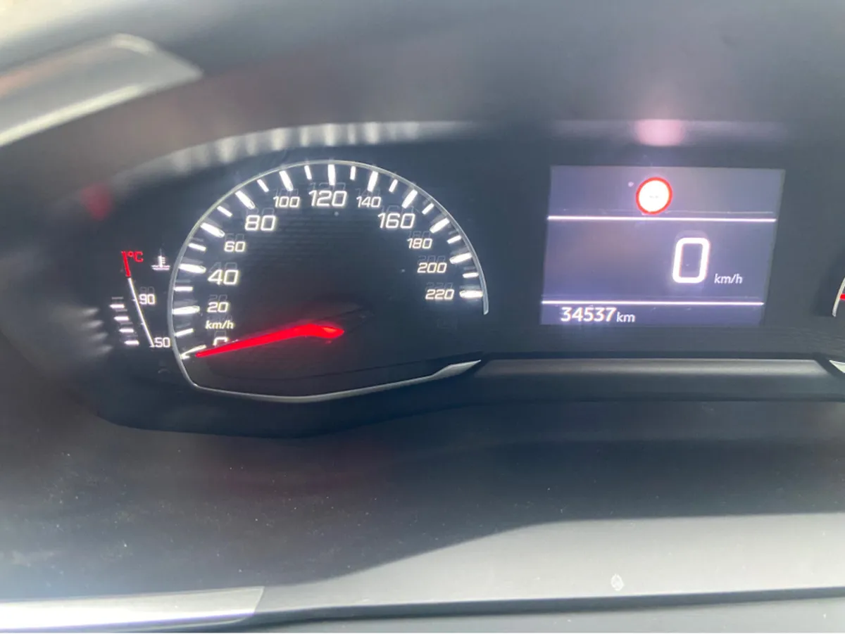 Peugeot 208 ACTIVE 1.2 75 6.3 4DR**//**CRUISE CONT - Image 2