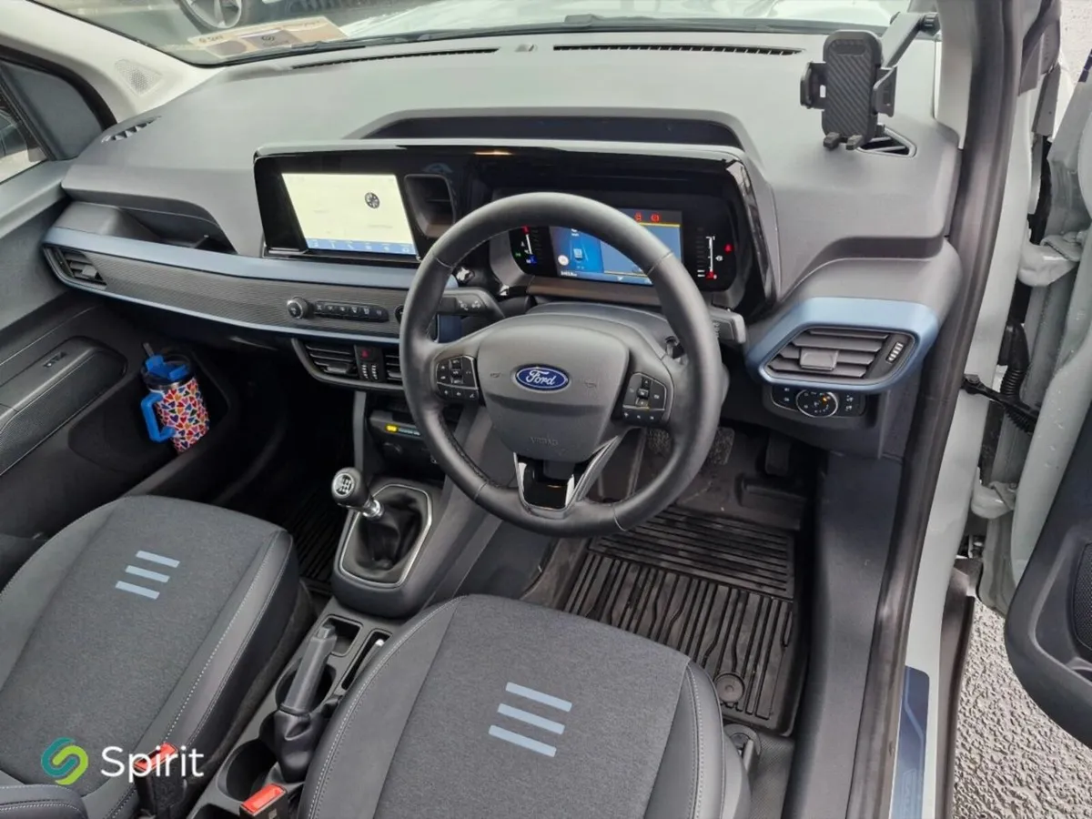 Ford Courier COURIER ACTIVE 1.5 L ECOBLUE 10 - Image 4
