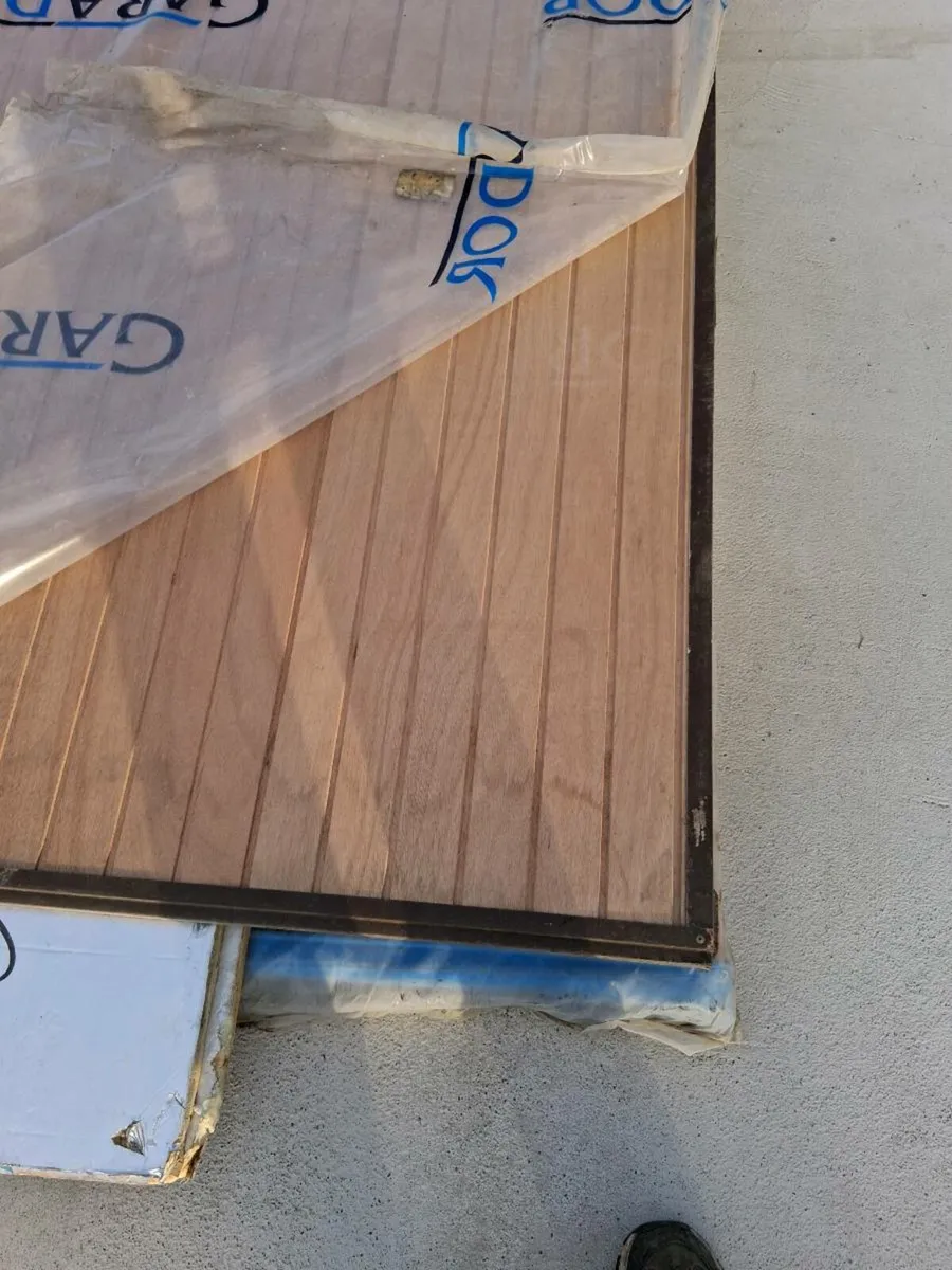 Garage door - Image 2