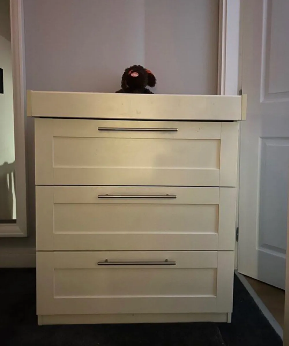 Mamas & Papas Baby Changing unit / chest of drawer - Image 2