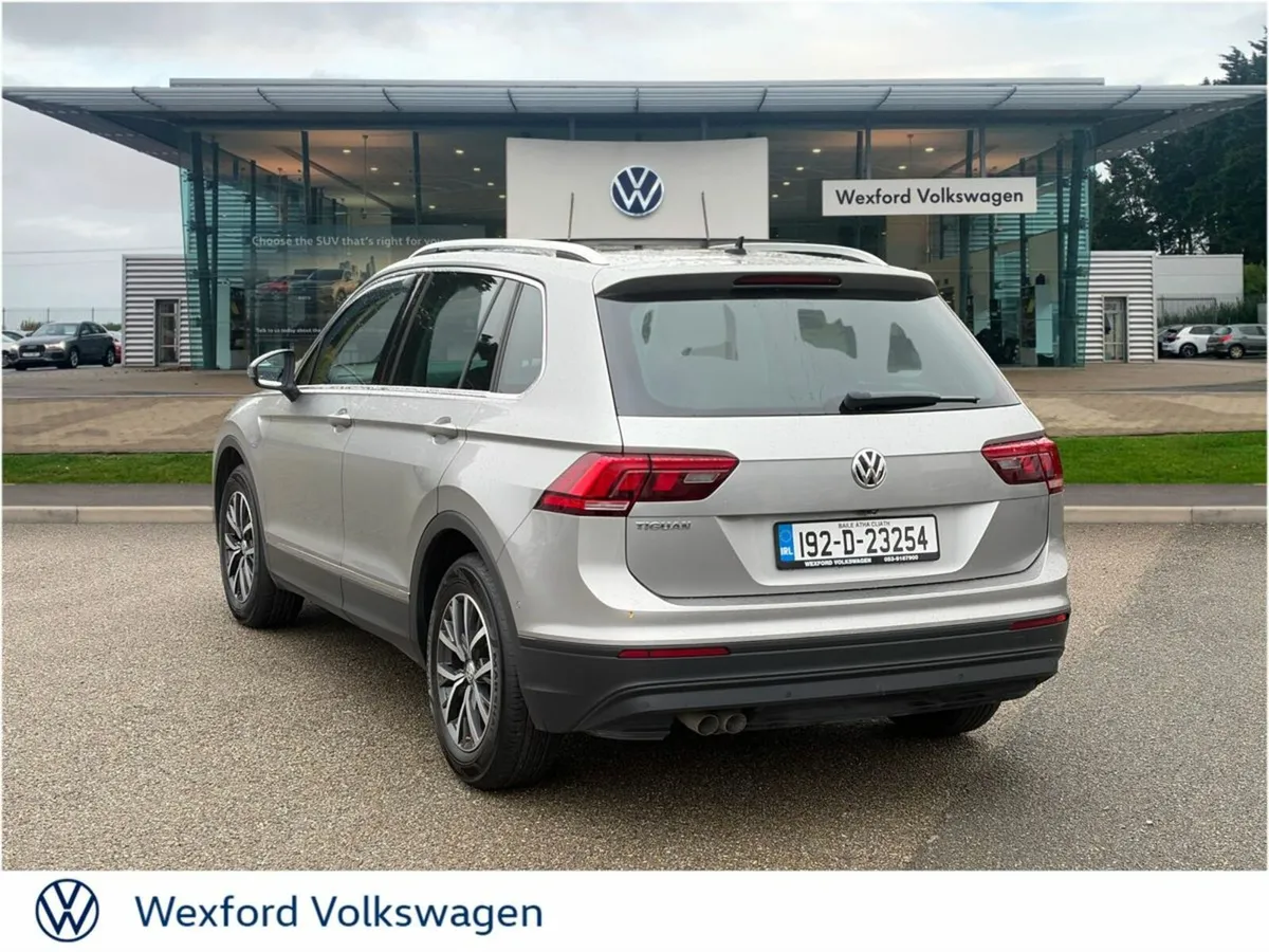 Volkswagen Tiguan COMFORTLINE 2.0TDI 115HP MANUAL - Image 3