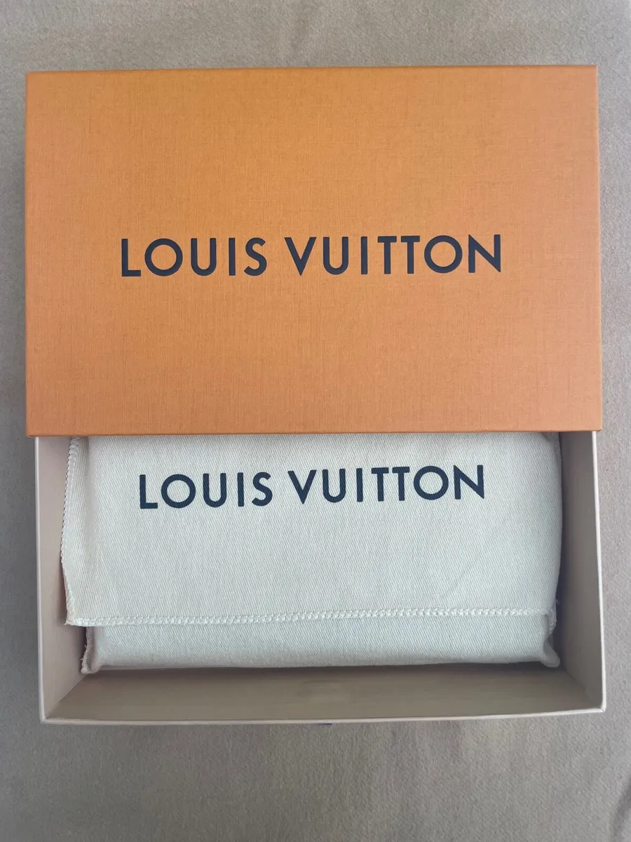 Louis Vuitton Damier Ebene Brown Zippy Wallet - Image 4